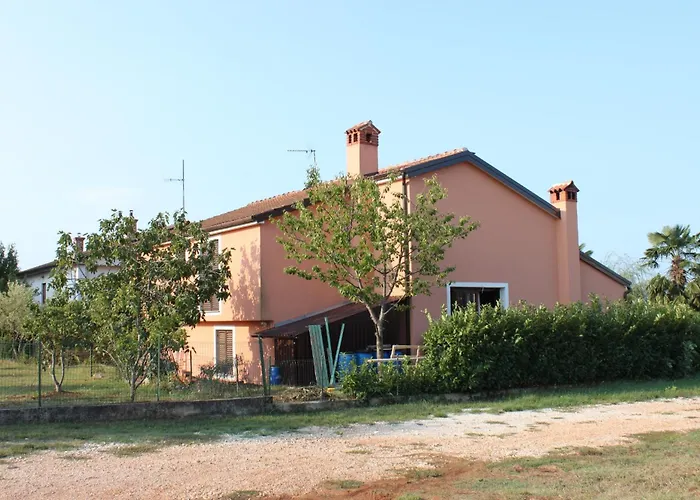 With A Parking Space Rozac, - 7072 Umag
